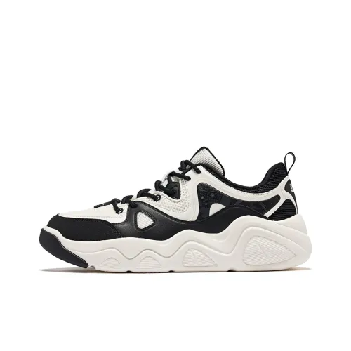 Erke Battery Panda 4,0 Устойчивые к истиранию Дышащие Низкие Кроссовки для скейтбординга Мужские Микрокристаллический Белый Джет Черный