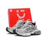 Серебристо-серый