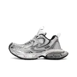 Серебристый