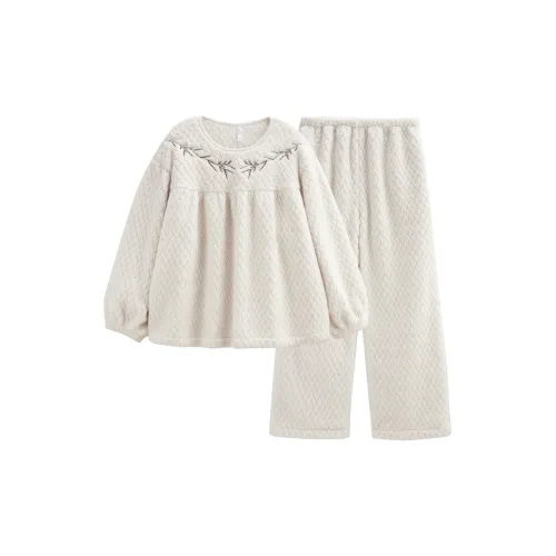 Same Language Пижамный комплект женский цвет сливочный