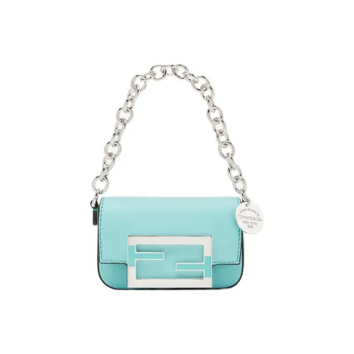 FENDI Baguette Сумки через плечо Женские