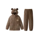 Коричневый