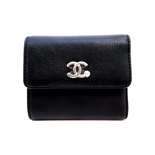 CHANEL Кошелек из козьей кожи женский черный