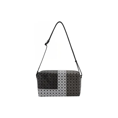 ISSEY MIYAKE Kuro Сумки через плечо Унисекс