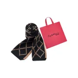 Чёрно-коричневый