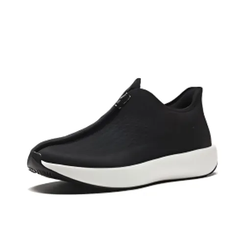 ANTA Тренировочные кроссовки Low Top Черные Мужские