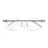 Прозрачный