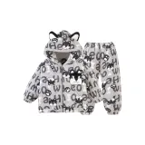 Привлекательный щенок