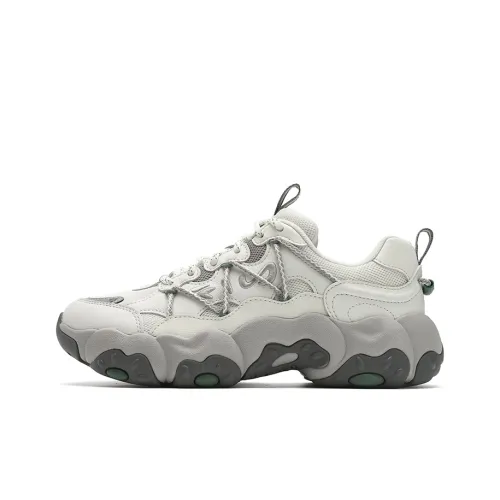 FILA FLUID 6 Кошачья лапа Обувь Противоскользящий Низкий Топ Повседневный Женский Молочно-белый