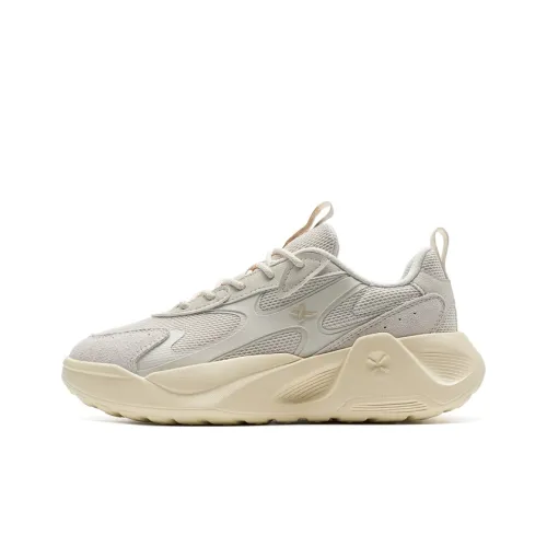 XTEP Star Meteorite Lite Slip-resistant Abrasion-resistant Low Top Footwear Women's White Sand Gray XTEP Star Meteorite Lite Противоскользящий Устойчивый к истиранию Низкий Топ Обувь Женская Белый Песочный Серый