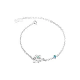 Глянцевый браслет с цветком магнолии