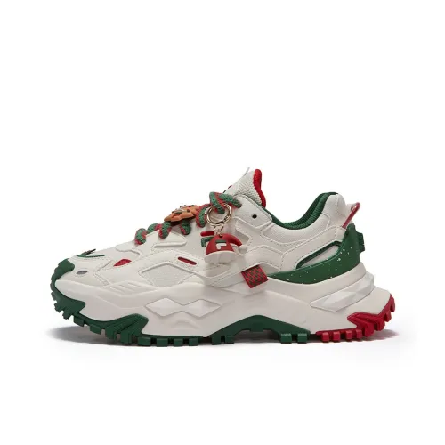 FILA FUSION Bianco Беговые кроссовки Низкий топ Молочно-белый Женский