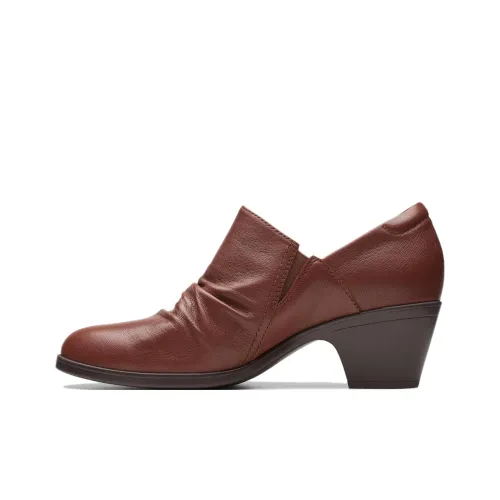 Clarks Квадратный каблук Высокие каблуки Женские Коричневый