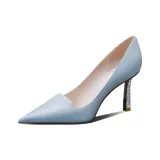 Светло-голубой