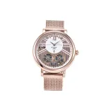 Белый циферблат, сетчатая сумка.