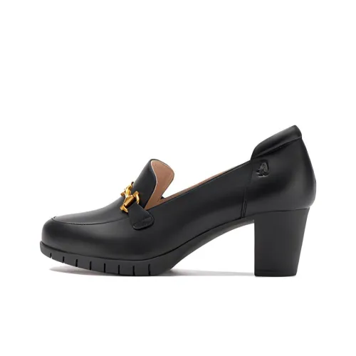 Hush Puppies Высокие каблуки Женские