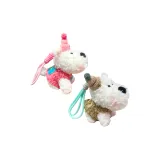 Ягодно-красный свитер с коричневым свитером