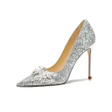 Серебристый