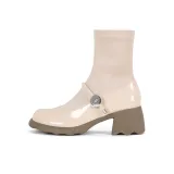 Молочно-белый