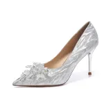 Серебристый