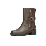 Коричневый