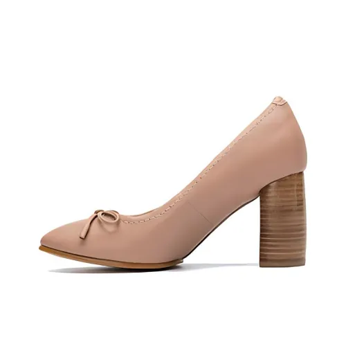 Clarks Высокие каблуки Нежно-розовые Женские