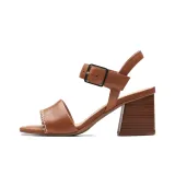 Коричневый