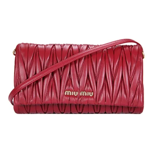 MIU MIU Сумки через плечо Женские