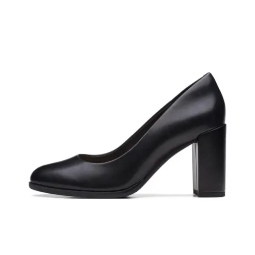 Clarks Высокие каблуки Черные Женские