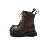 Коричневый