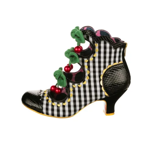IRREGULAR CHOICE Высокие каблуки Черные Женские