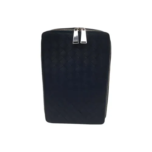 Bottega Veneta Lambskin Crossbody Bag Men's Black