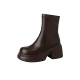 Коричневый