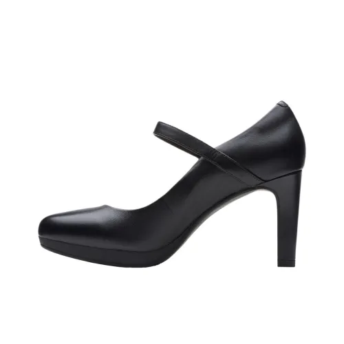 Clarks Высокие каблуки Черные Женские