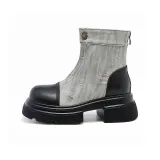 Светло-голубой