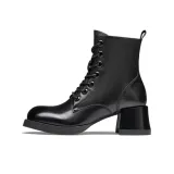 Чёрная коровья кожа