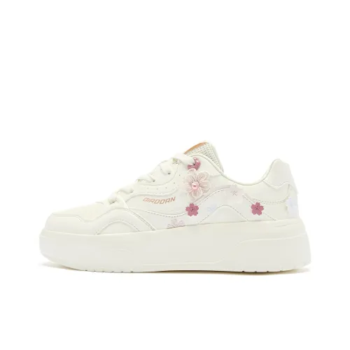 QIAODAN Cherry Blossom Shoes Скейтборд Кроссовки Низкие Кремовый/Водород Розовый Женские