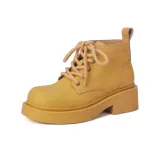 Желто-коричневый