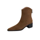 Темно-коричневый