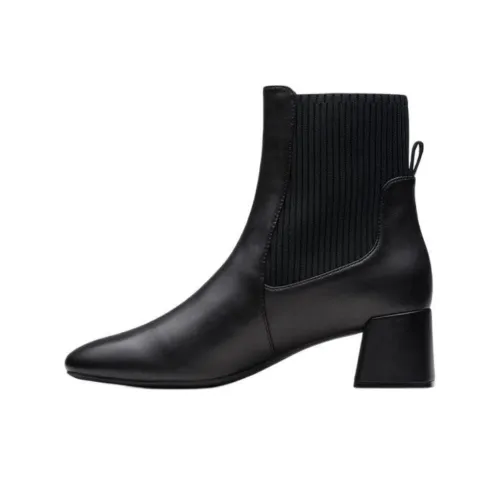 Clarks Короткий Челси Женские Черный