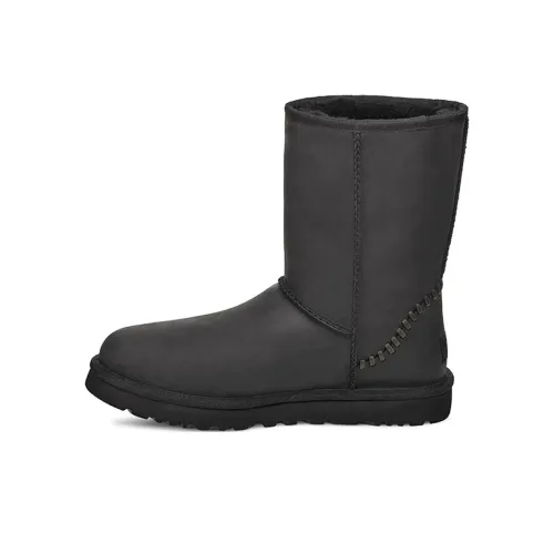 UGG CLASSIC SHORT Снекерки Мужской