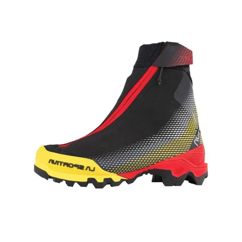 LA SPORTIVA Противоскользящий устойчивый к истиранию короткий для активного отдыха мужской черный желтый