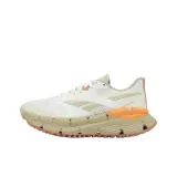 Бежево-желтый