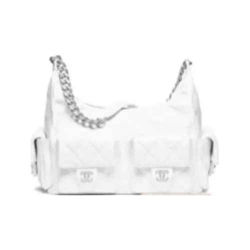CHANEL Сумки через плечо Женские