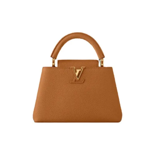 LOUIS VUITTON Capucines Кожа Сумка через плечо Сумка Маленькая Женская Шафран