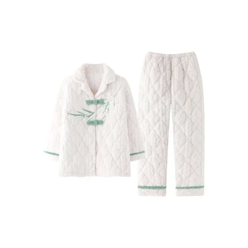 Qiao Ni Tong Пижамный комплект Женский Цвет на изображении