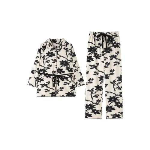 MEONSILL Пижамный комплект женский бежевый