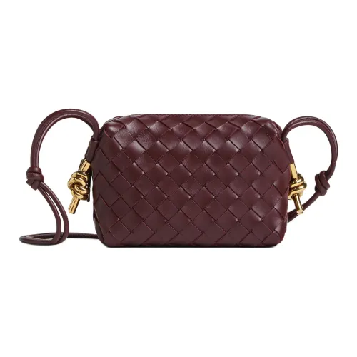 Bottega Veneta Loop Телячья кожа Camera Сумка Плечевая сумка Mini Женская Красно-коричневый