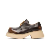 Коричневый