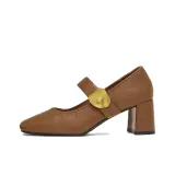 Коричневый